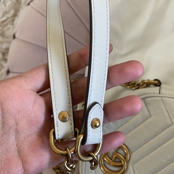 Authentic Gucci marmont mini round shoulder bag - Picture 4 of 8